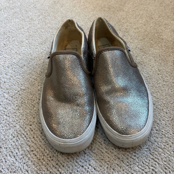 Vans Women’s Gold Metallic Slip-On Shoes Sparkly Size 7 - Picture 2 of 7